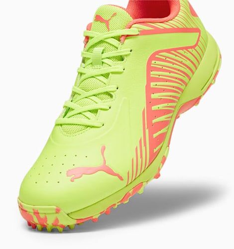 PUMA x one8 22 FH Rubber Cricket Shoes