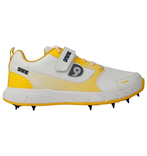 D9 Premium Kings Cricket Bowling Shoes