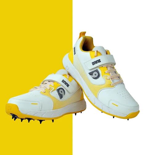 D9 Premium Kings Cricket Bowling Shoes